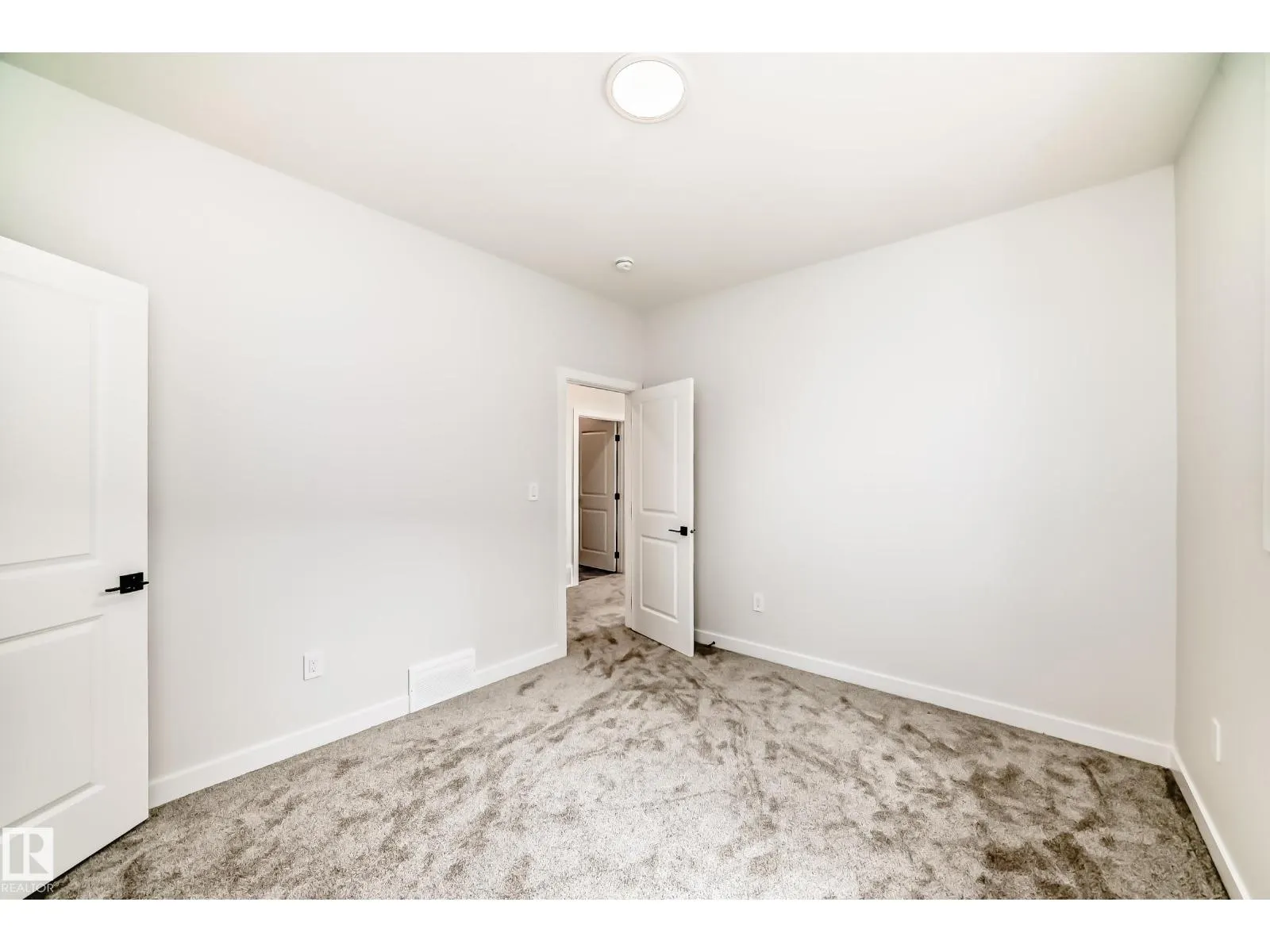 47 MEADOWGROVE LN