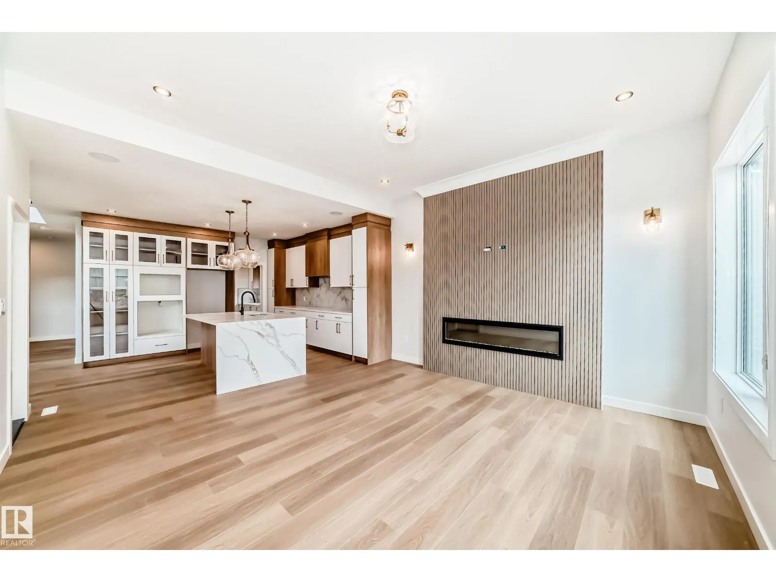 47 MEADOWGROVE LN