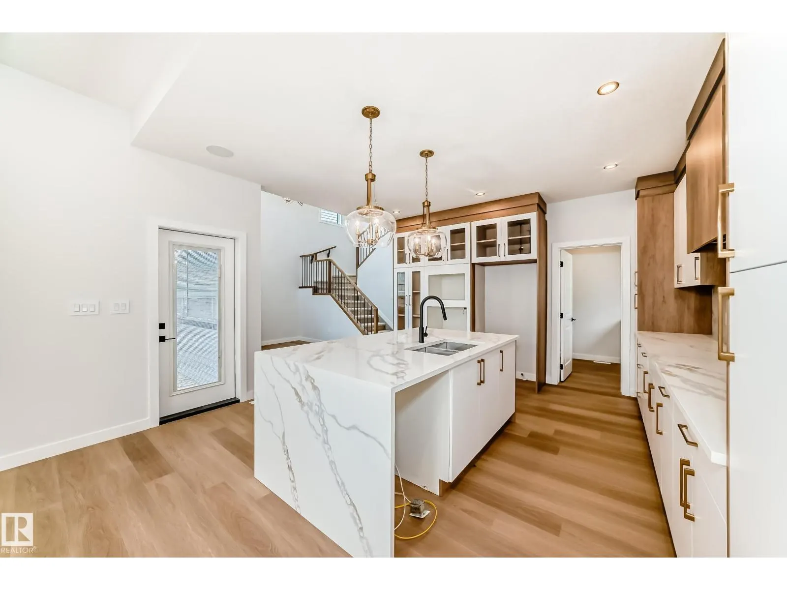 47 MEADOWGROVE LN