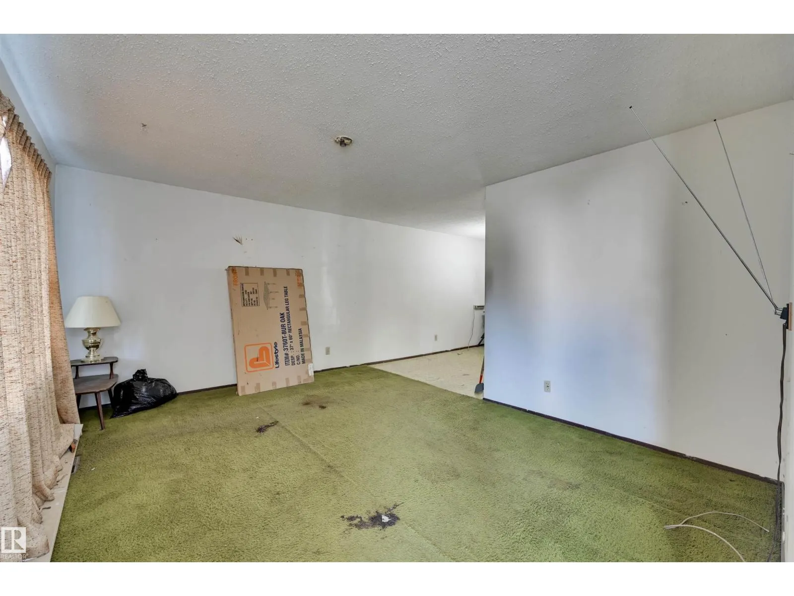 3813 134 AV NW