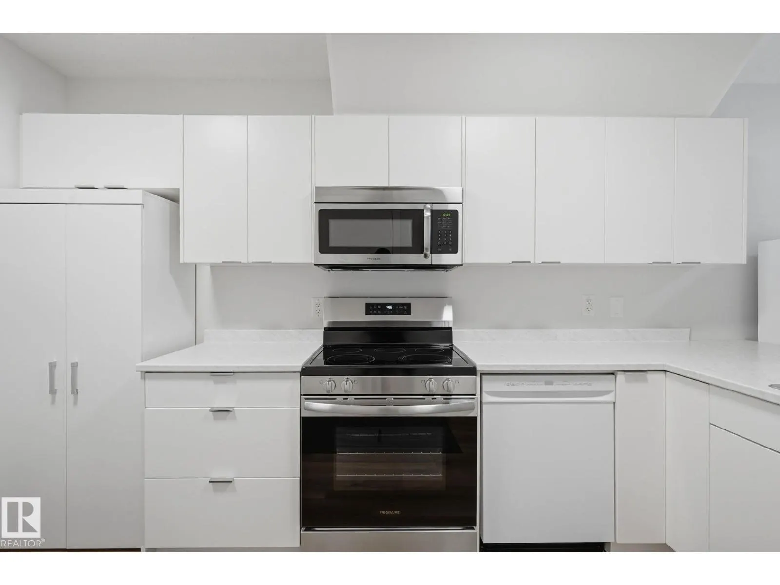 #111 610 CALAHOO RD
