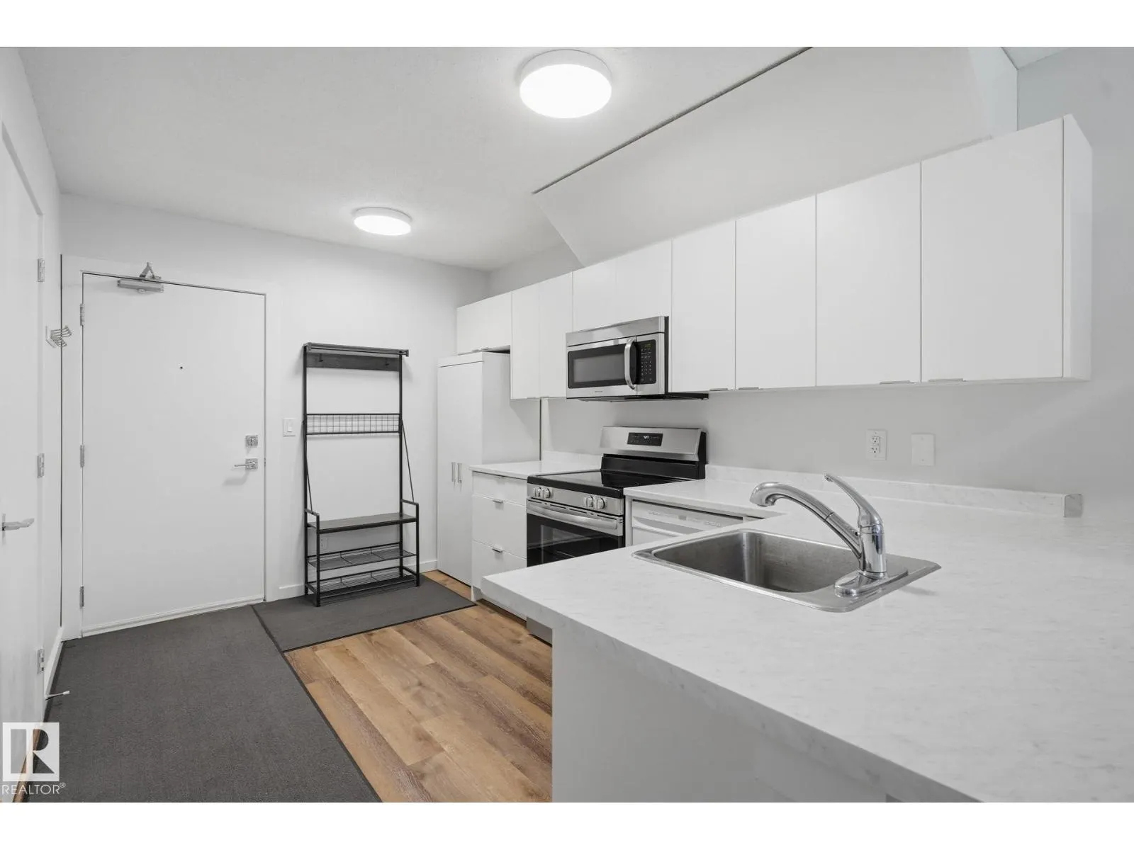 #111 610 CALAHOO RD