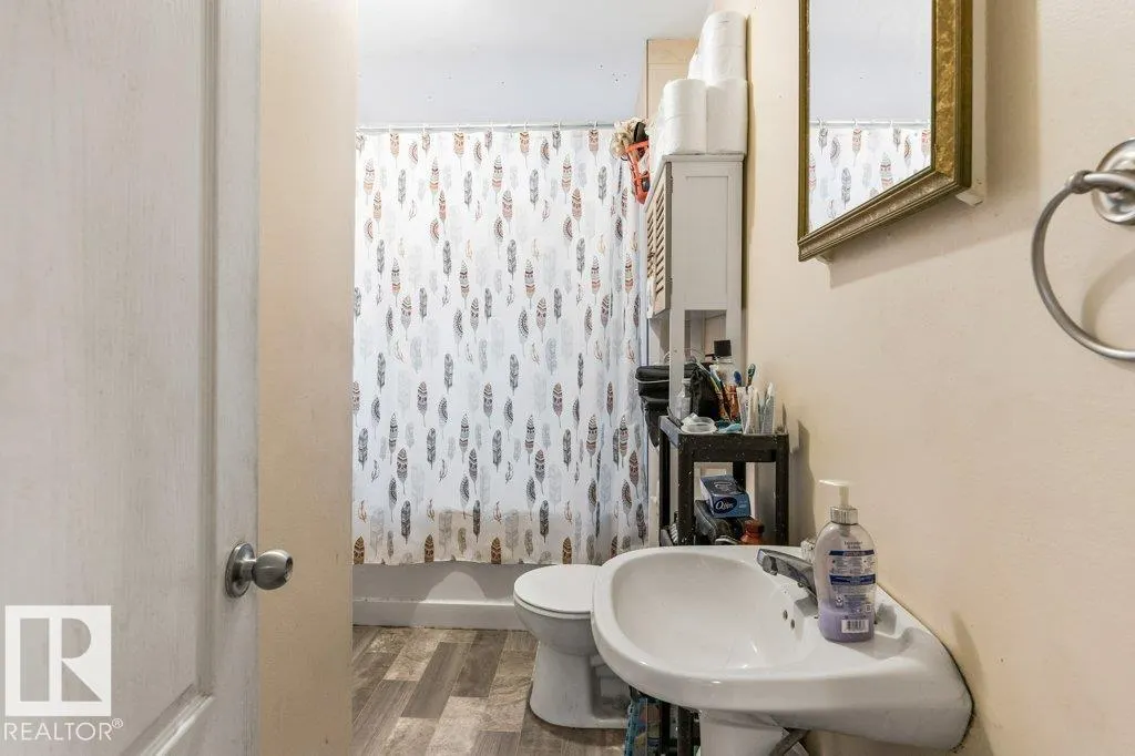 12029 62 ST NW