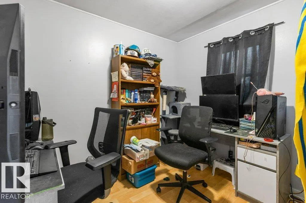 12029 62 ST NW