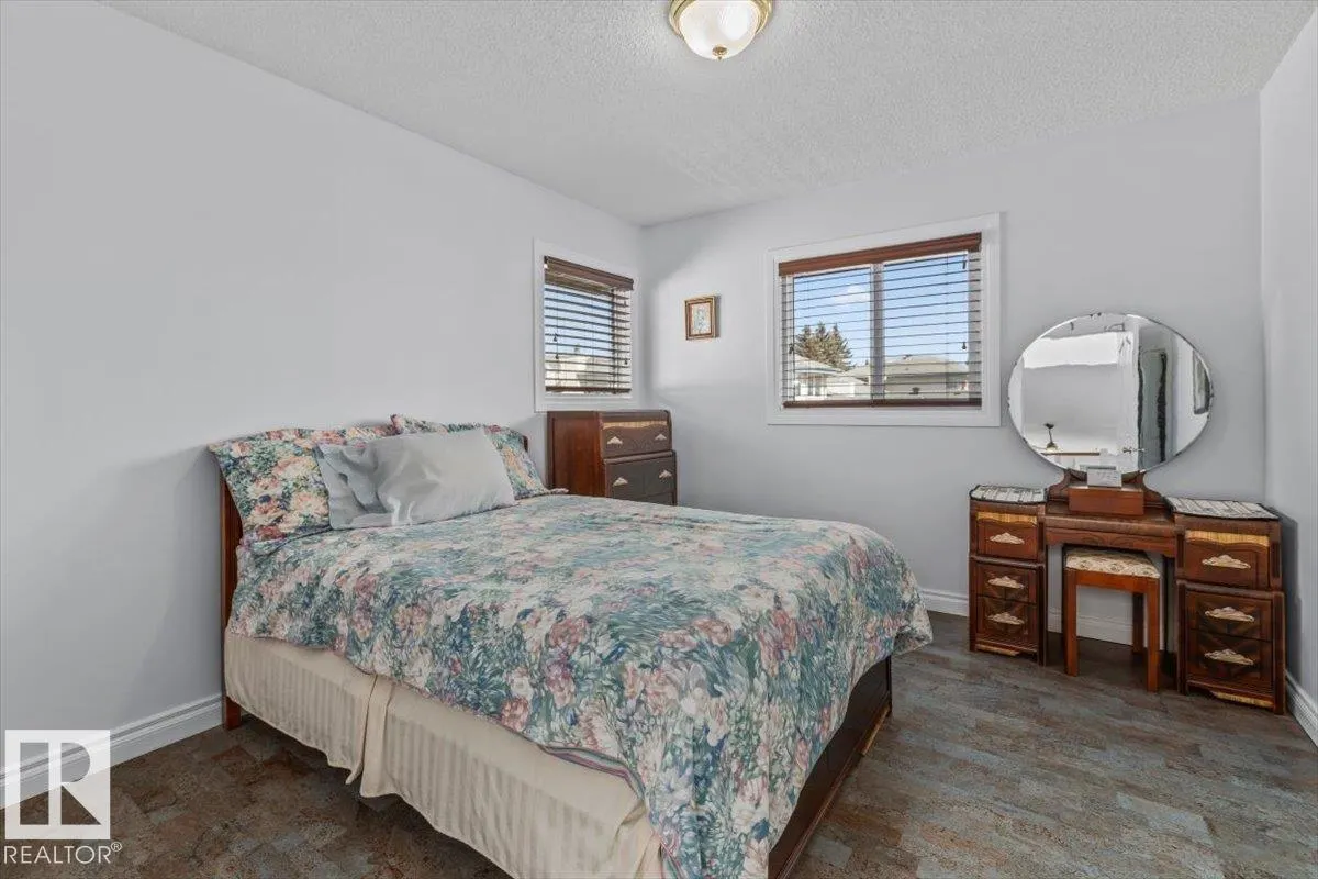 #10 85 GERVAIS RD