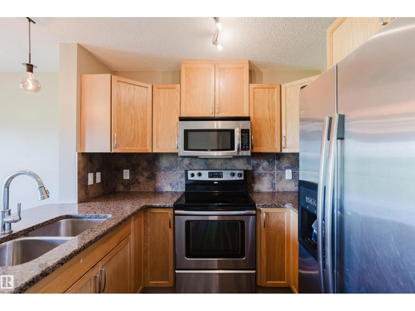 #106 5420 GRANT MACEWAN BV