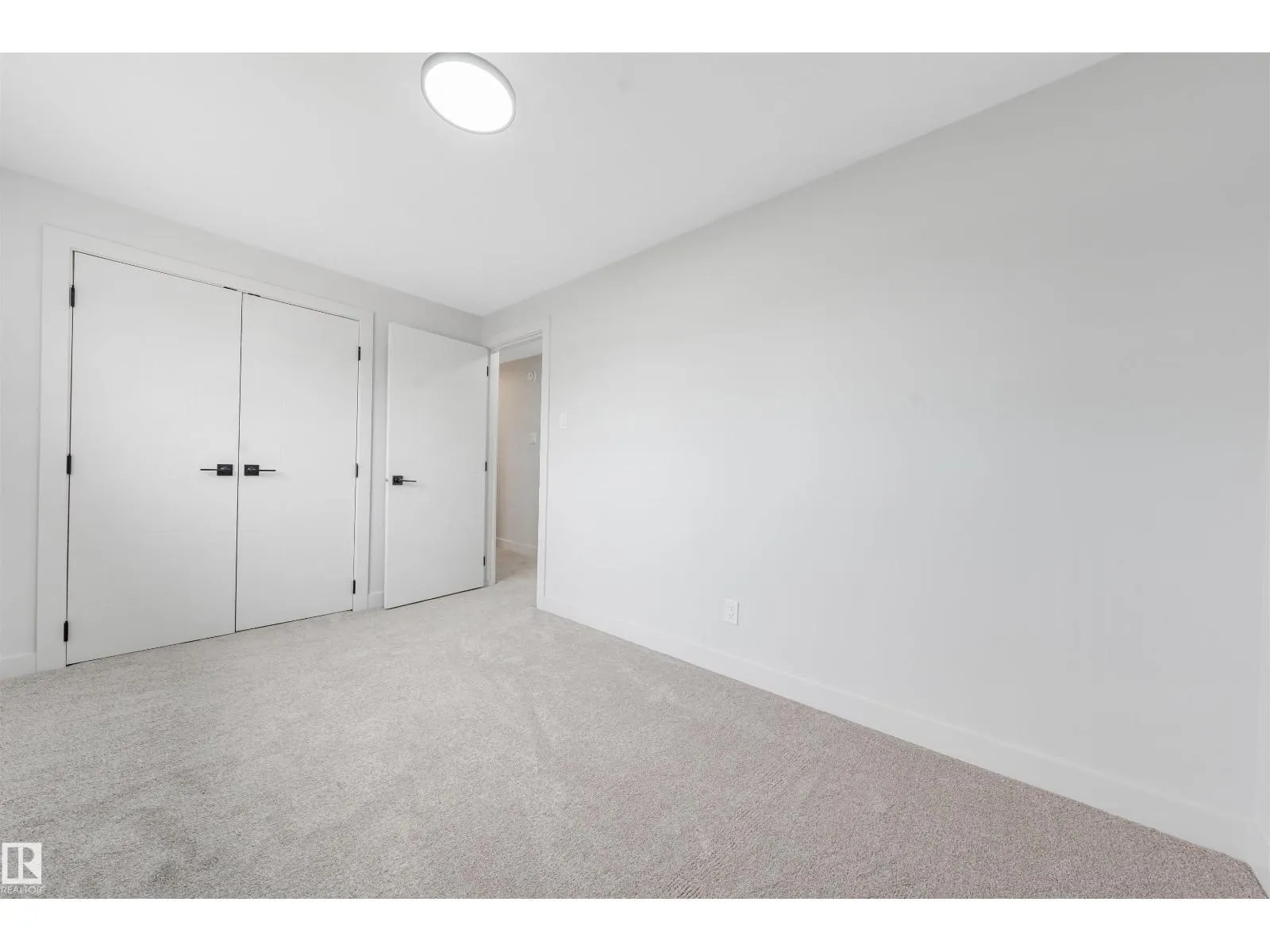 13309 89A ST NW