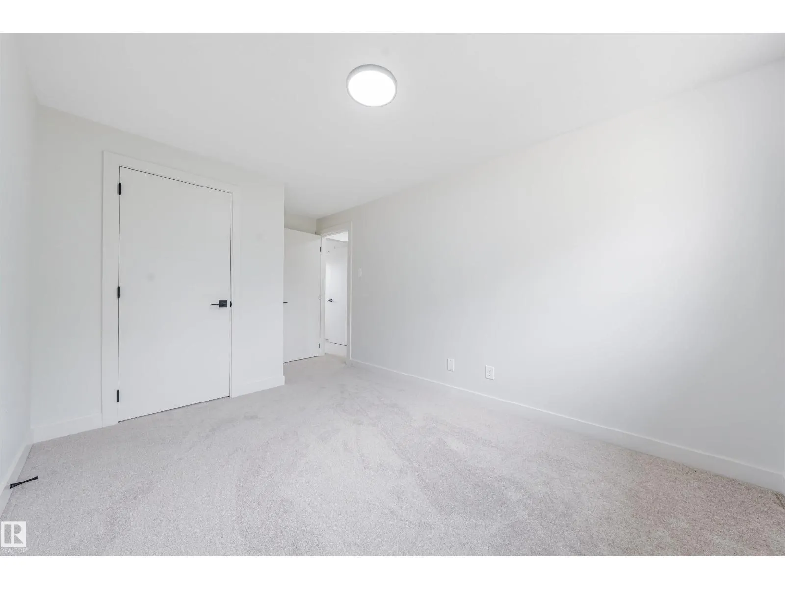 13309 89A ST NW