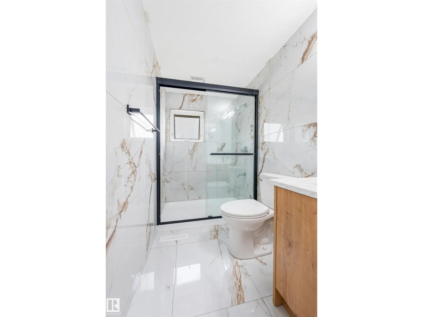 13309 89A ST NW