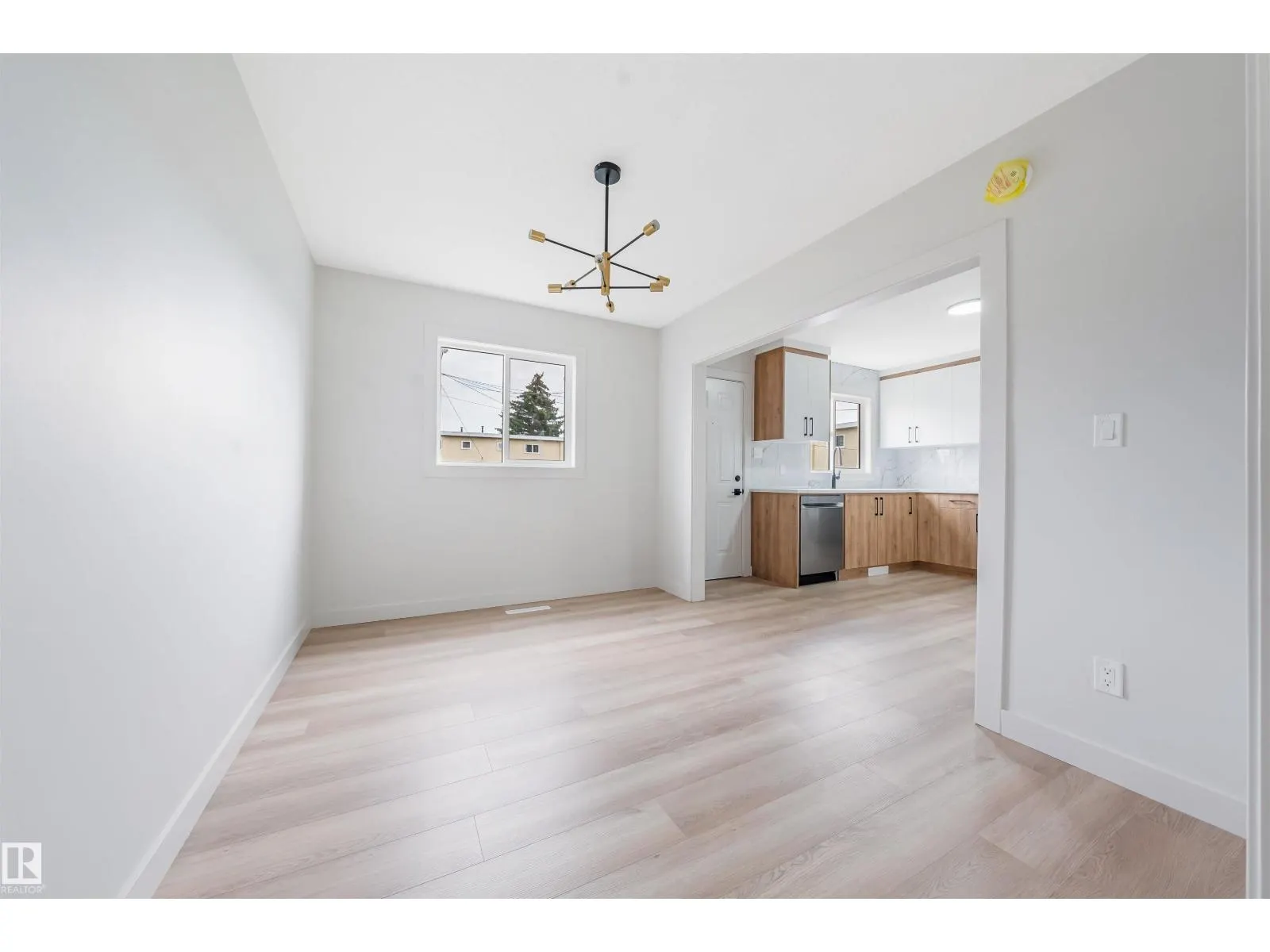 13309 89A ST NW