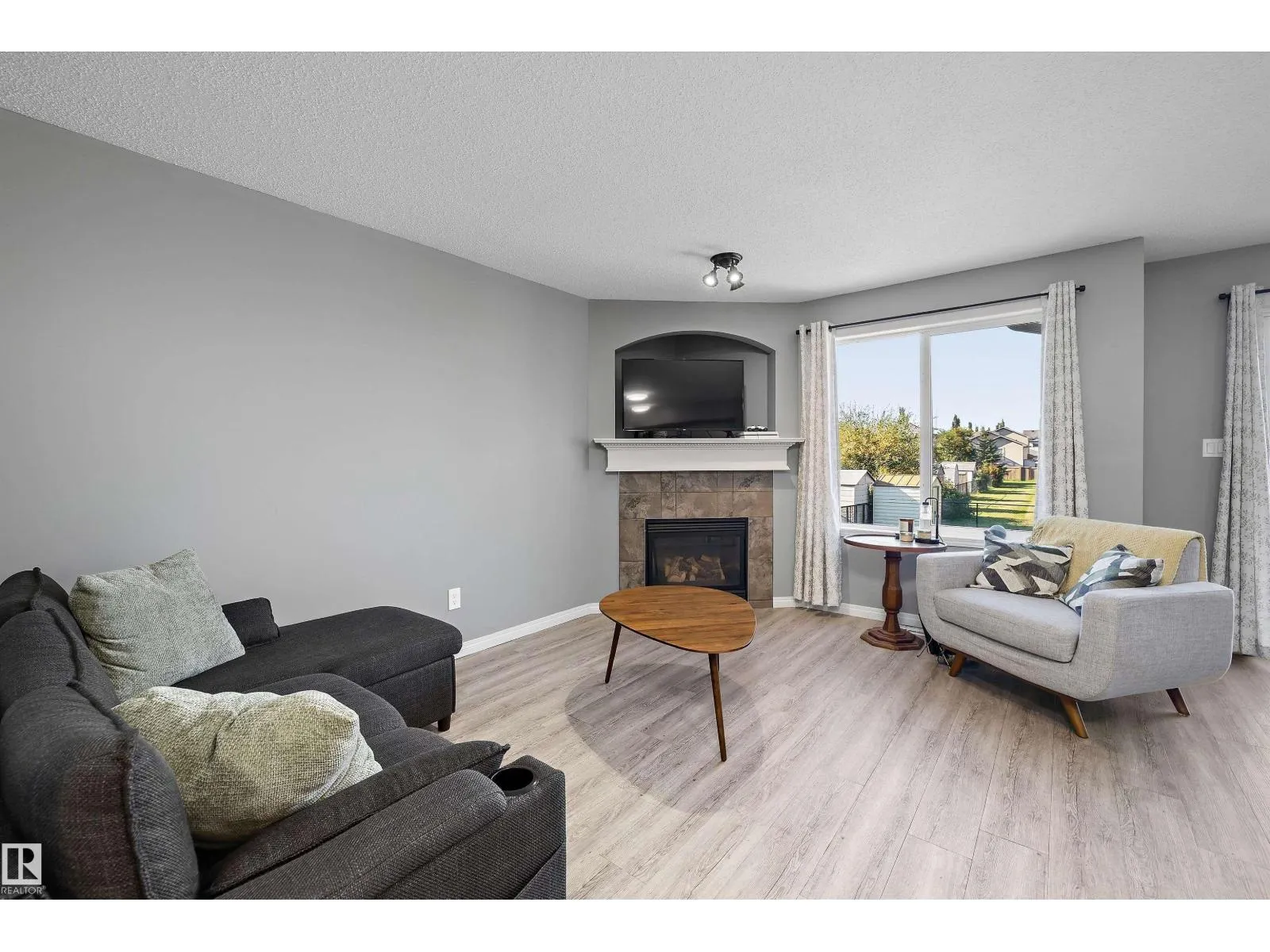80 HARTWICK LD