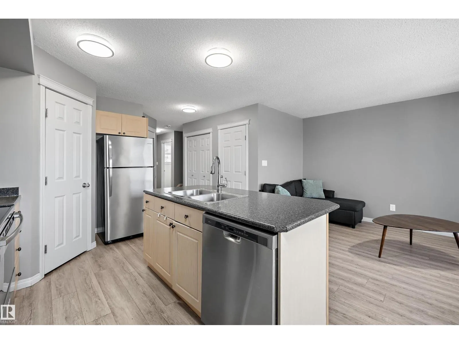 80 HARTWICK LD