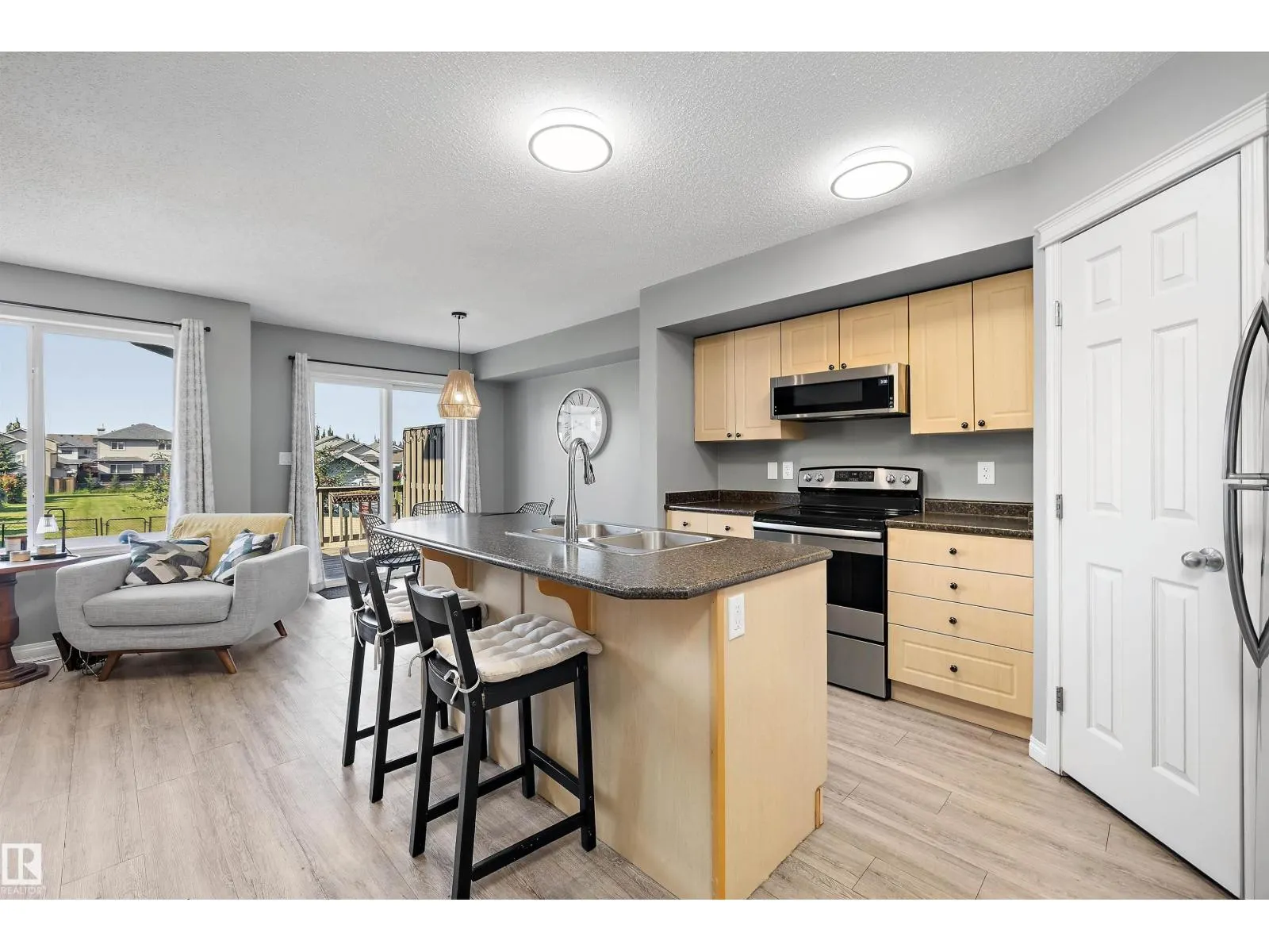 80 HARTWICK LD