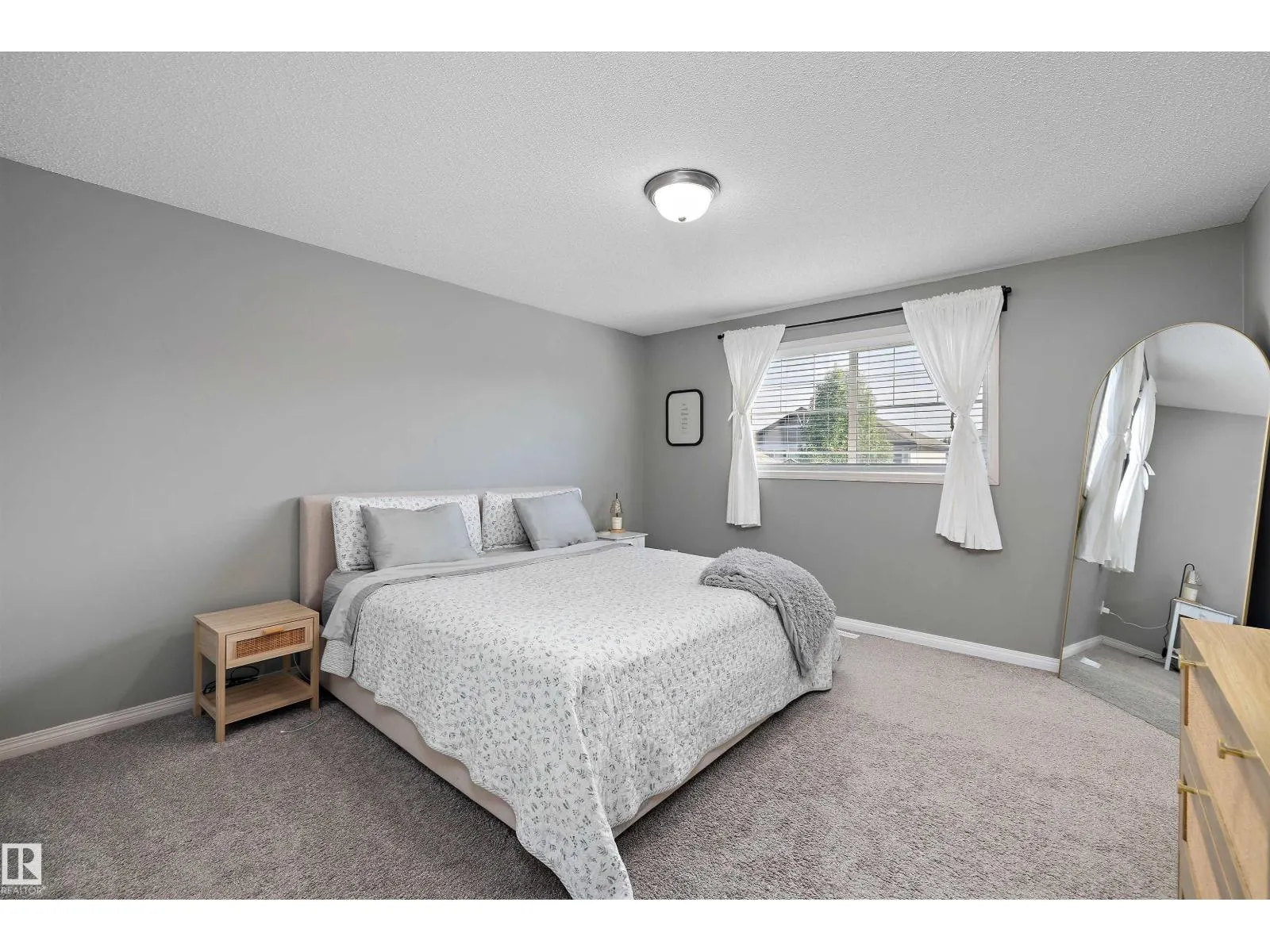 80 HARTWICK LD