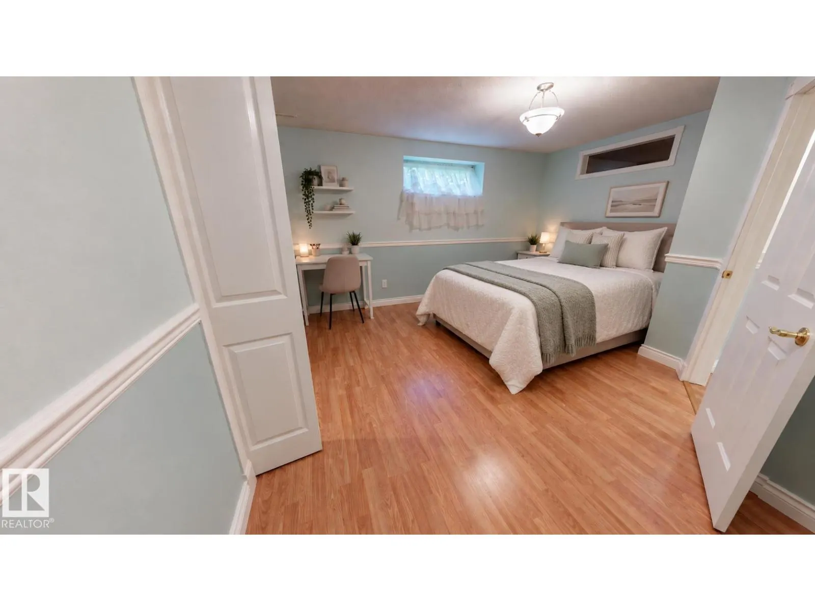 #323 Ravine Villas
