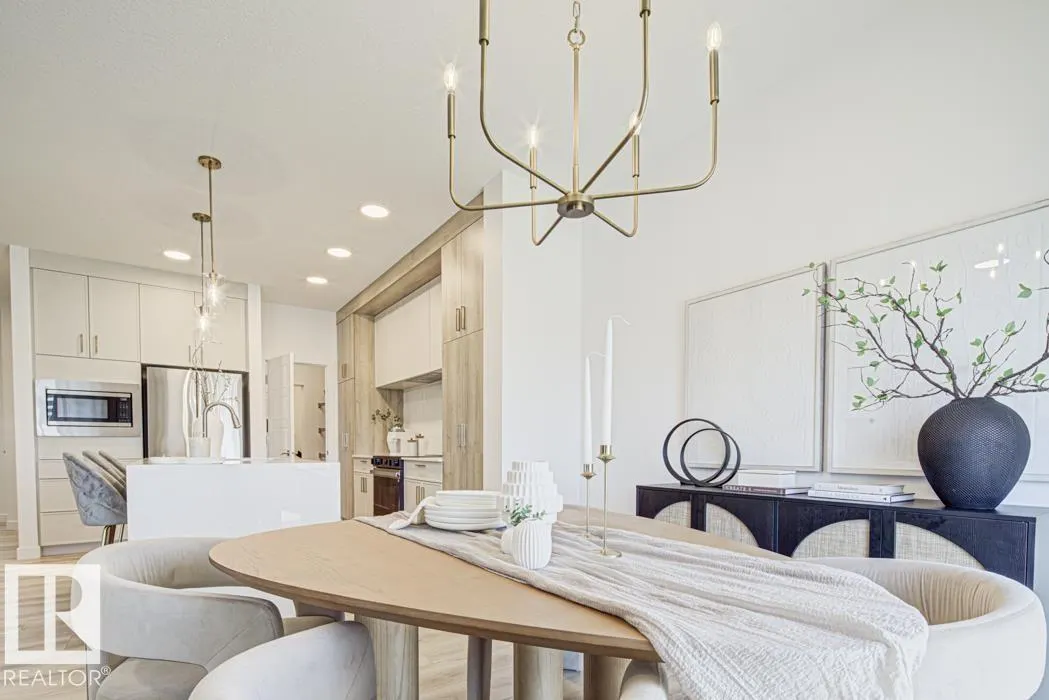 25 EMPRESS WY