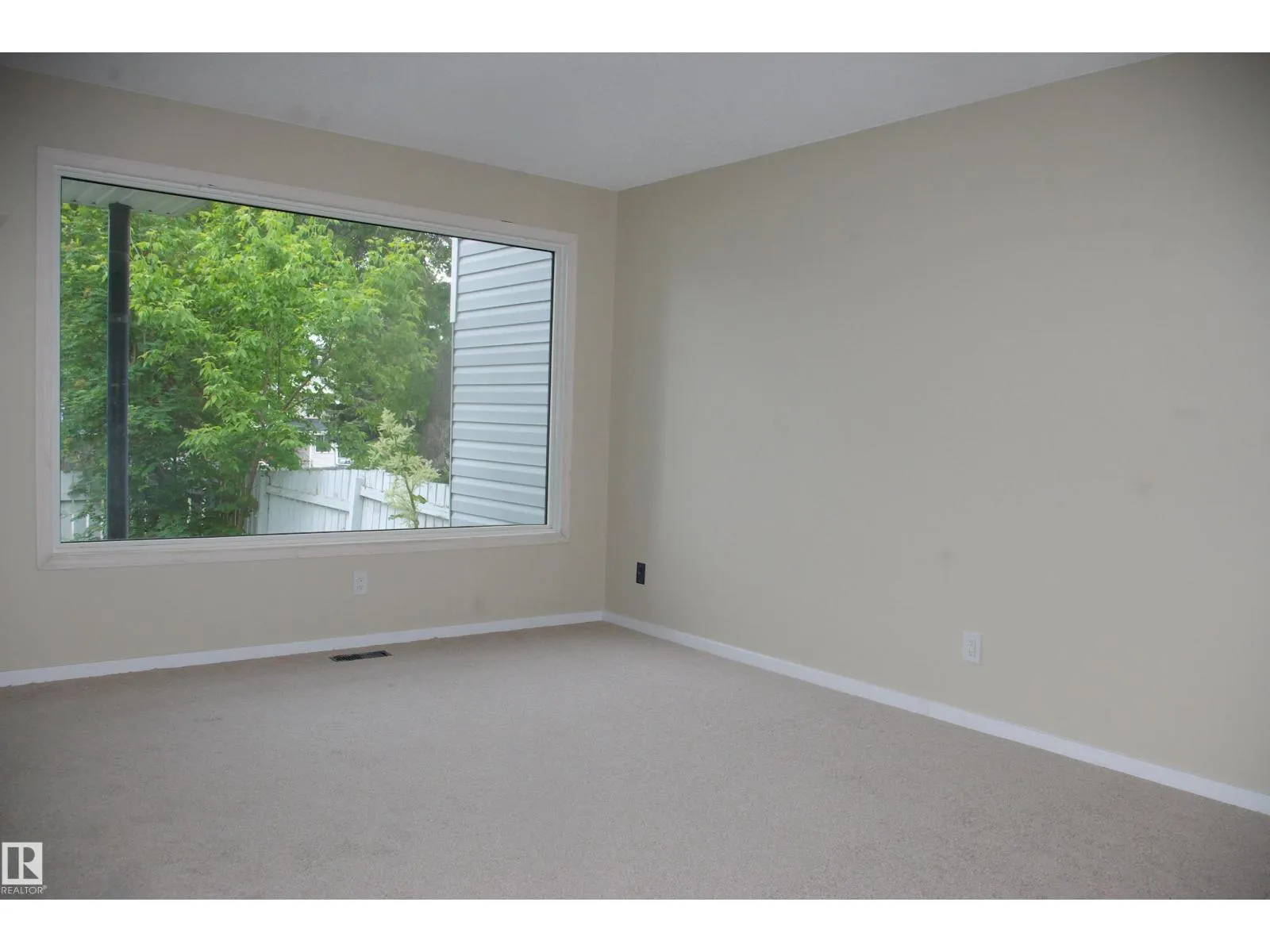 83 AMBERLY CO NW
