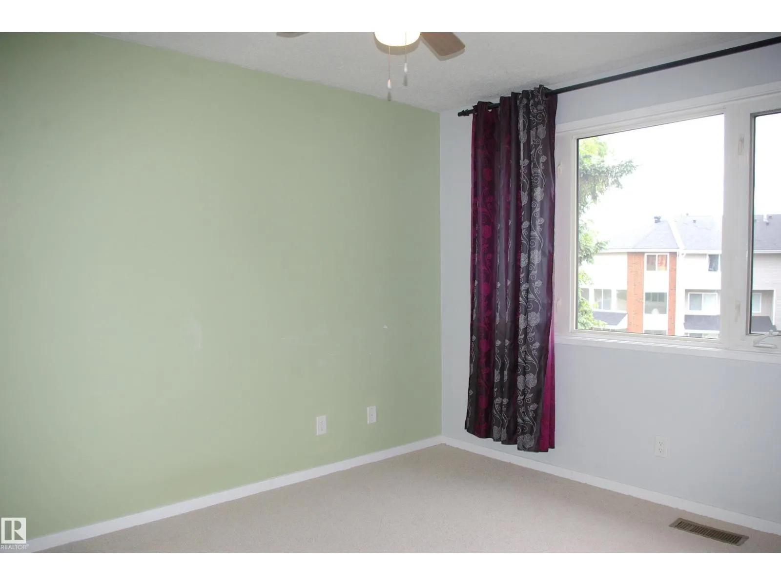 83 AMBERLY CO NW