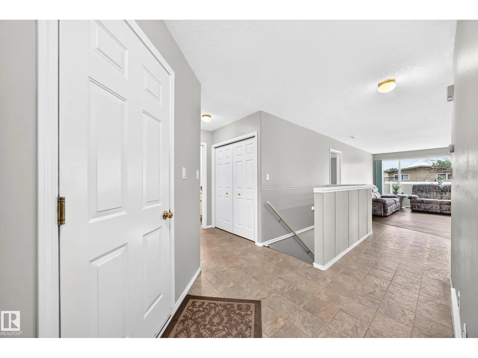 104 MAISONETTE VG