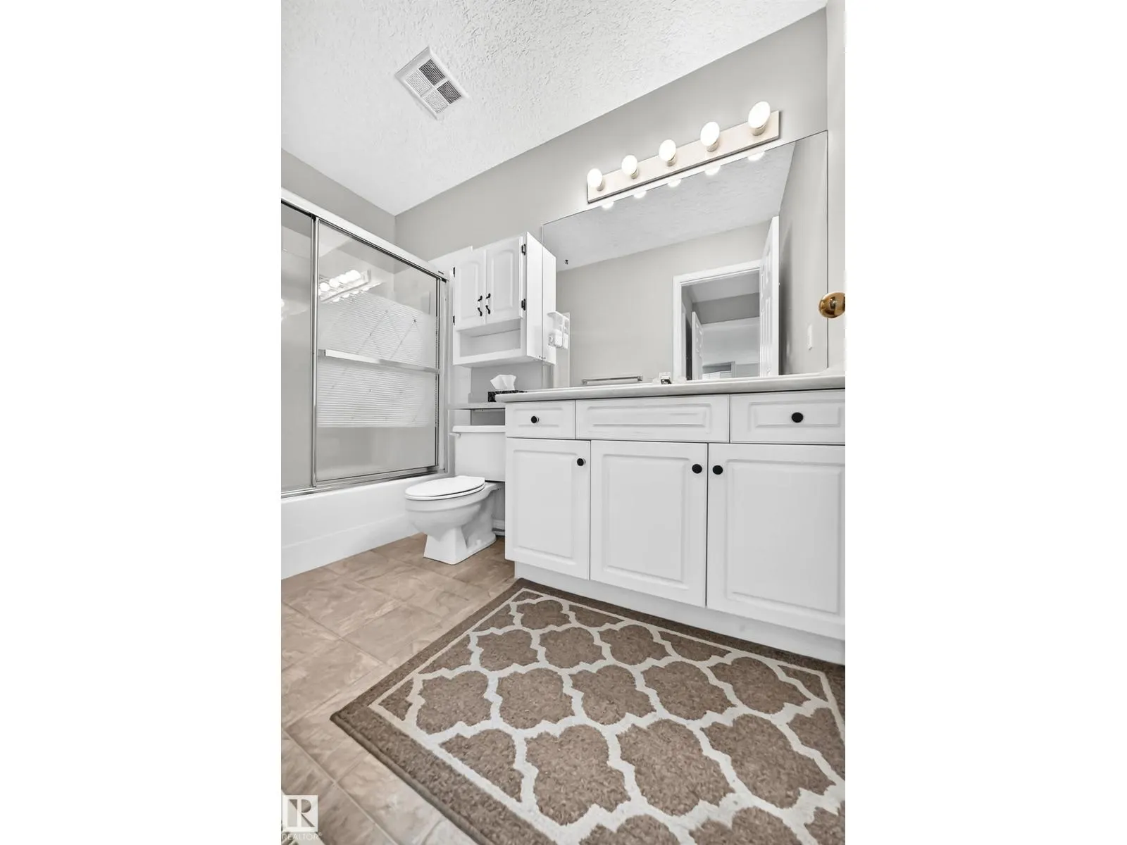 104 MAISONETTE VG