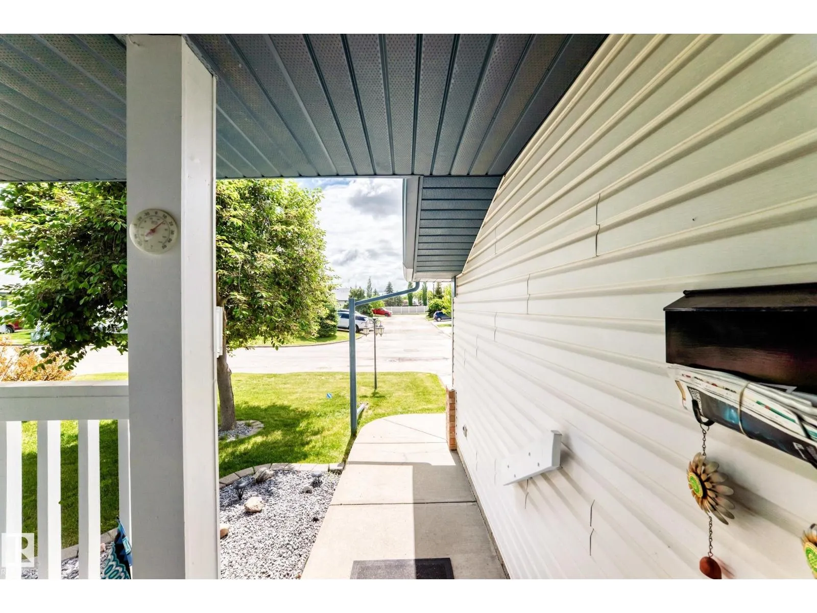 104 MAISONETTE VG
