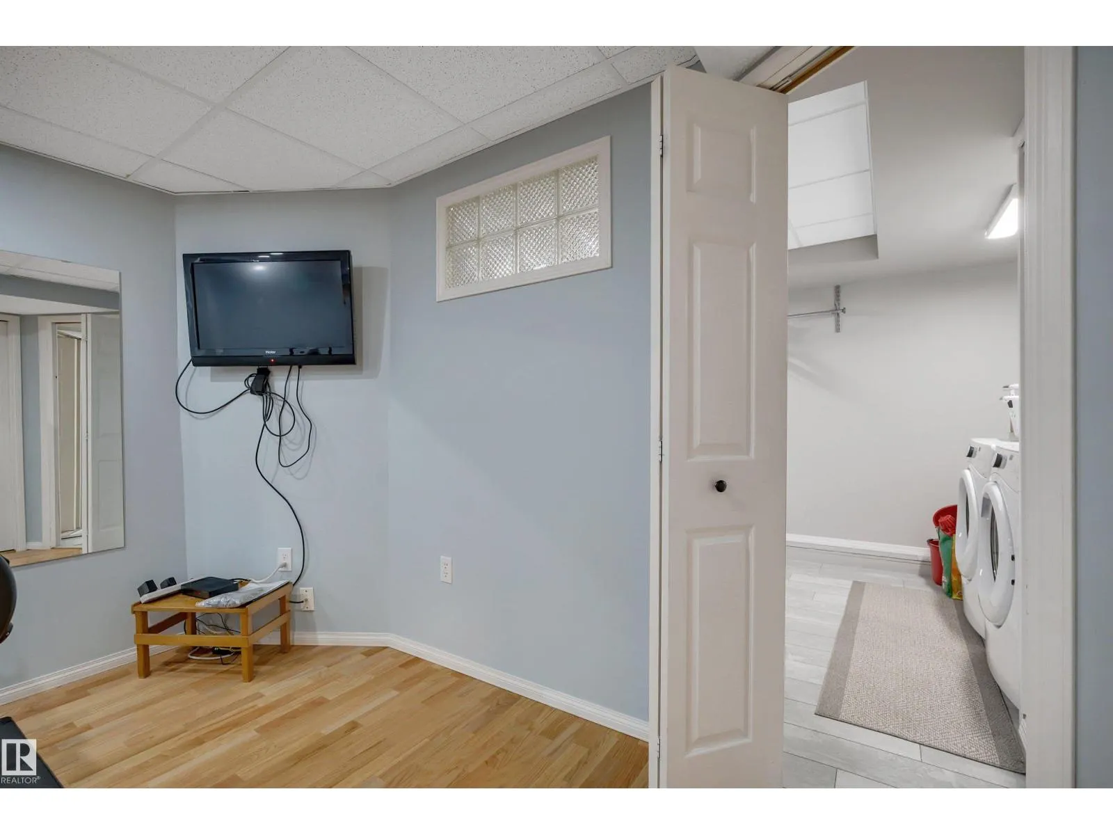 5735 152A AV NW