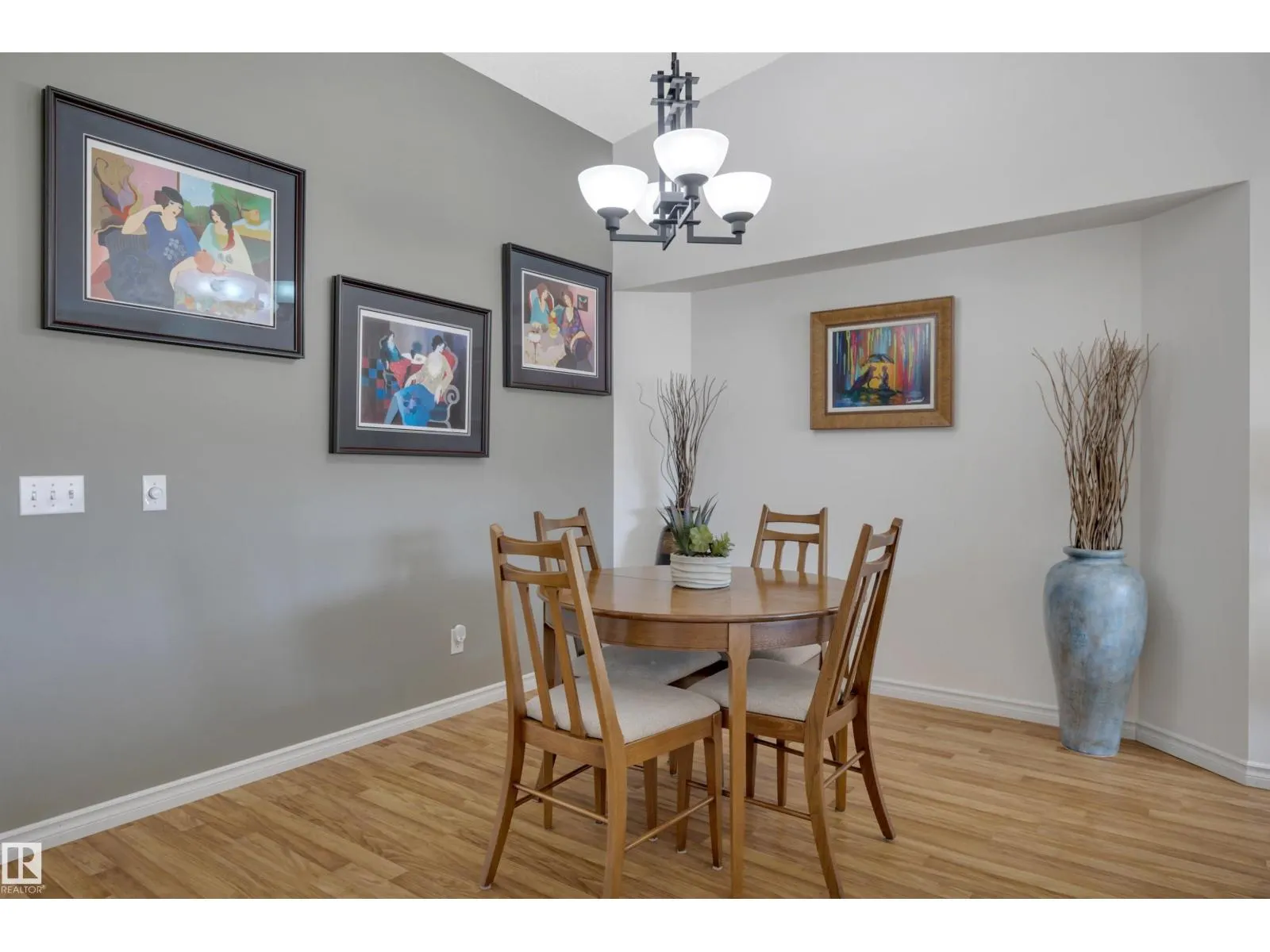 5735 152A AV NW