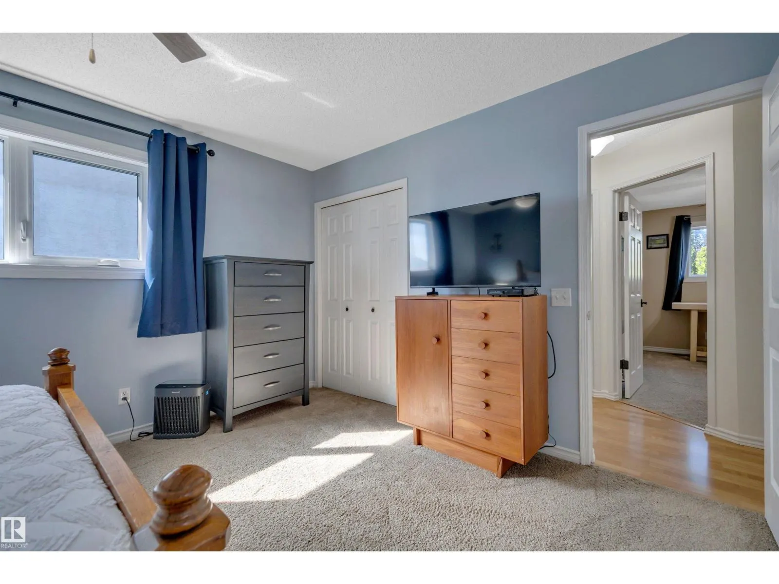 5735 152A AV NW