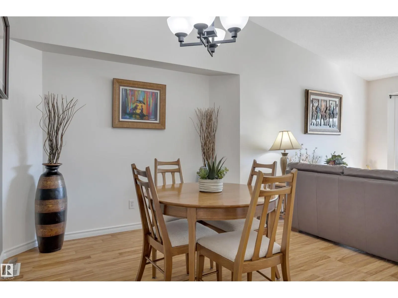 5735 152A AV NW