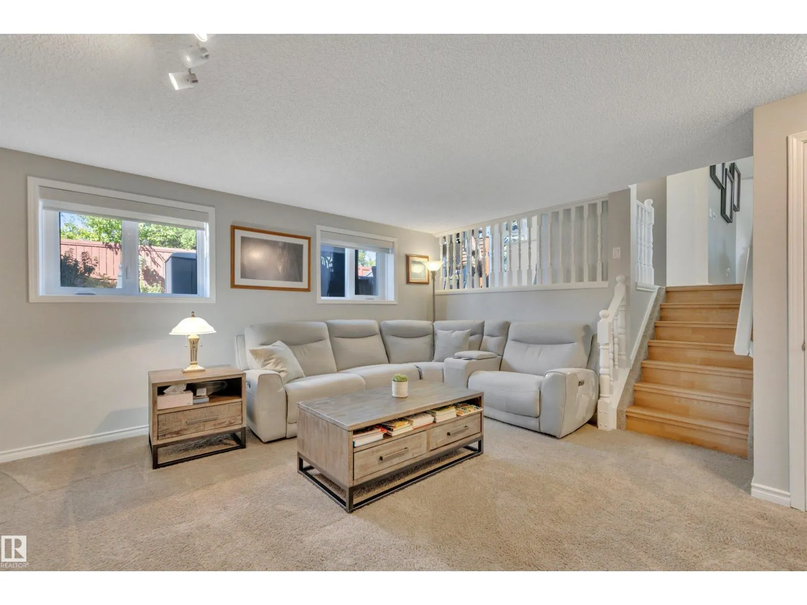 5735 152A AV NW