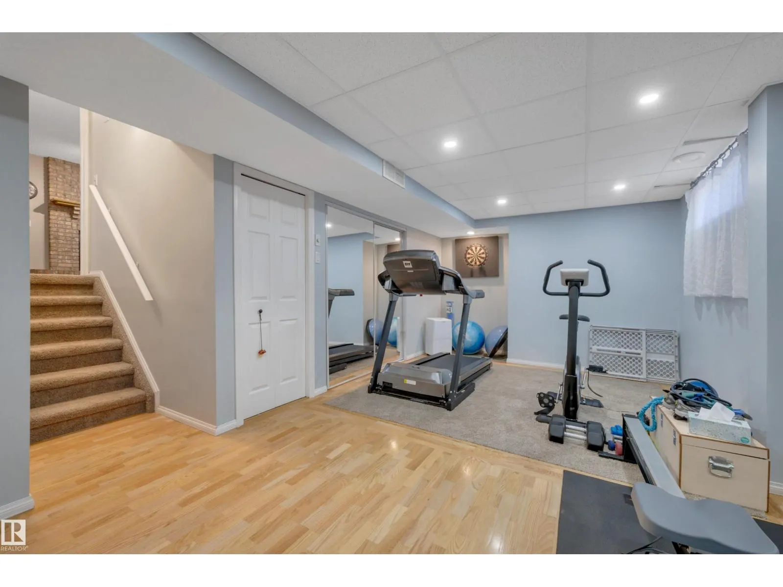5735 152A AV NW