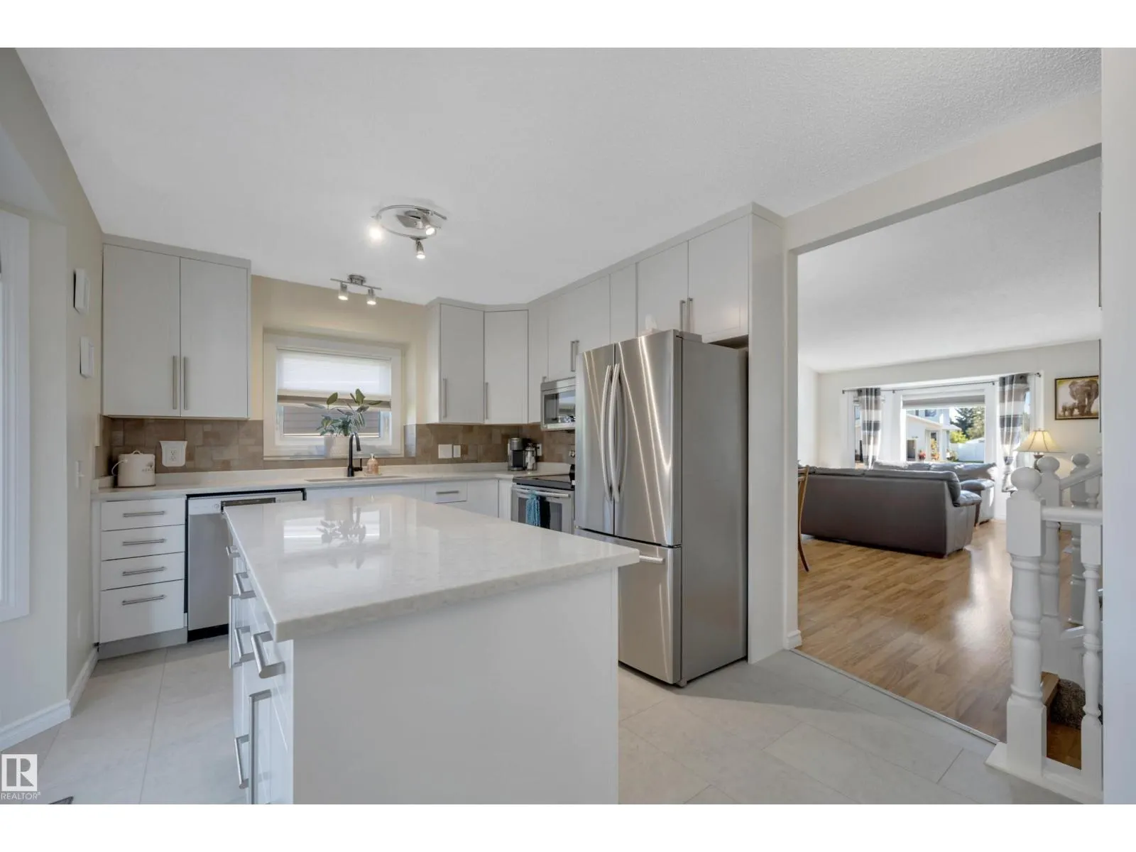5735 152A AV NW