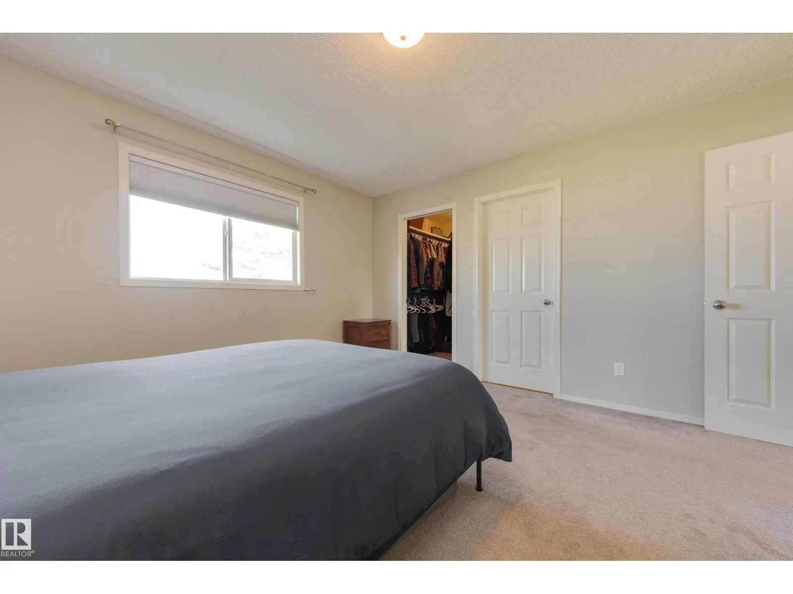 #11 115 CHESTERMERE DR
