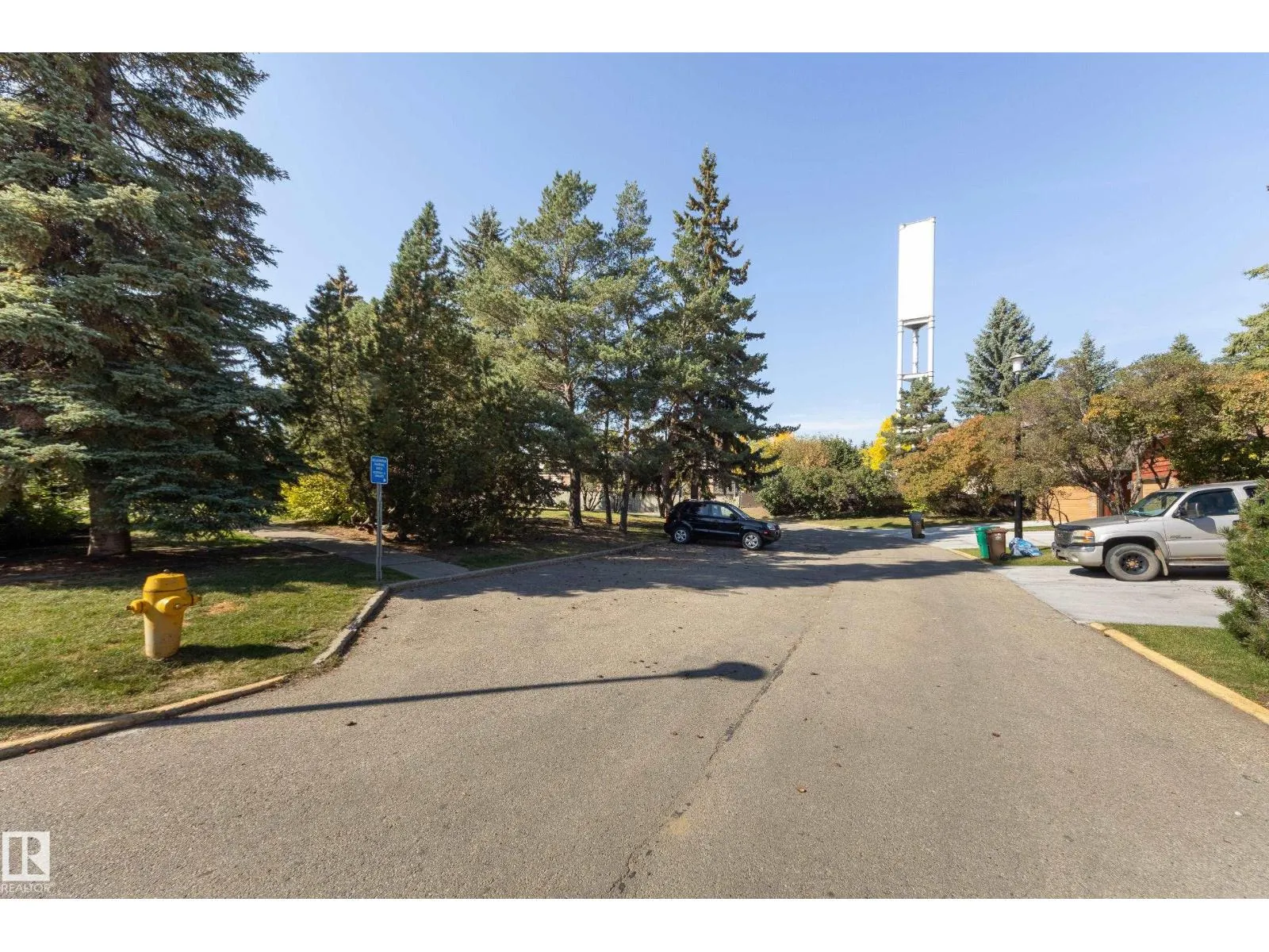 94 LACOMBE PT