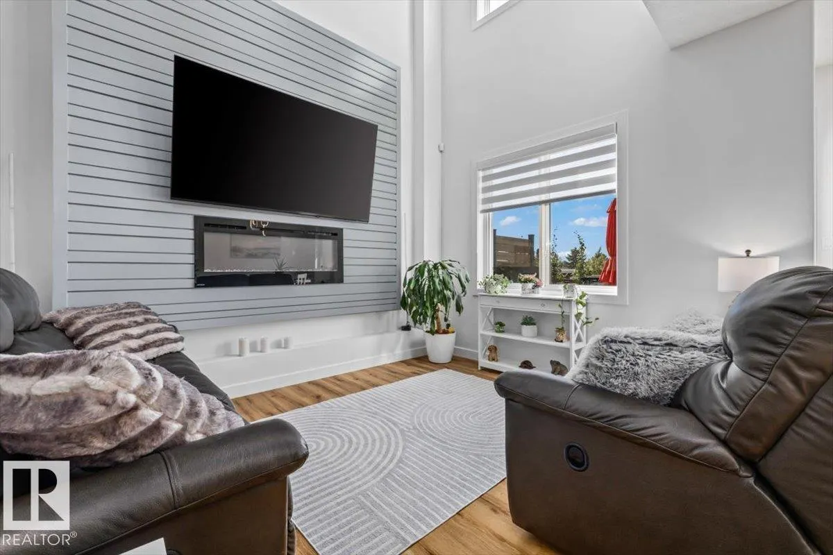 287 SAVOY CR