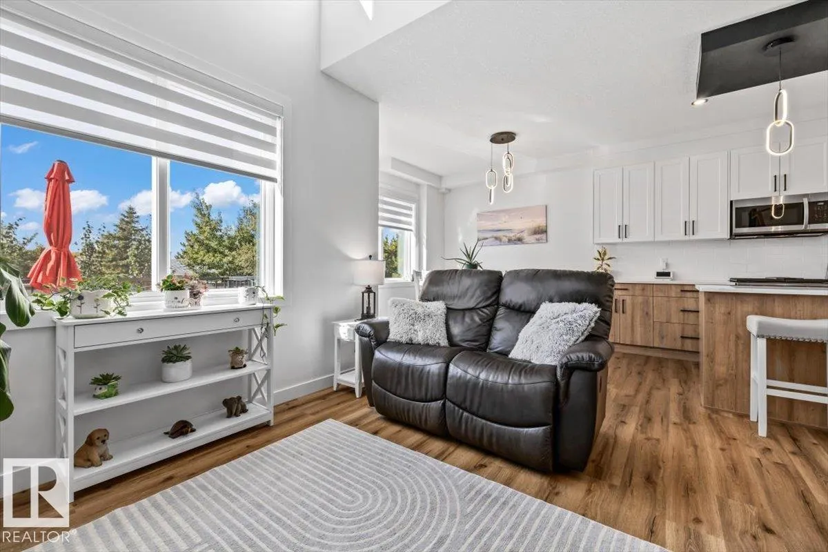 287 SAVOY CR