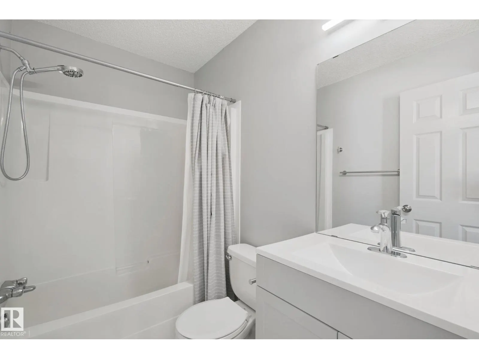 24 LA COSTA FAIRWAY CL