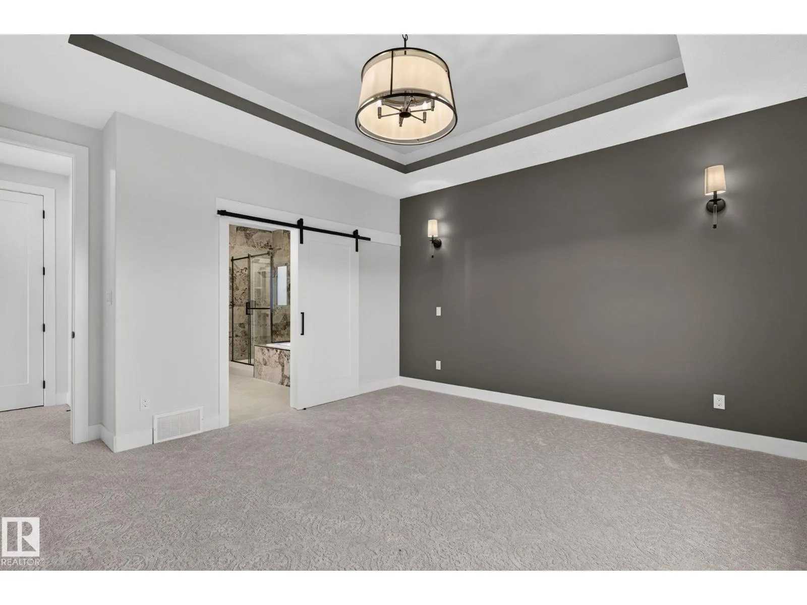 15 Hillwood TC
