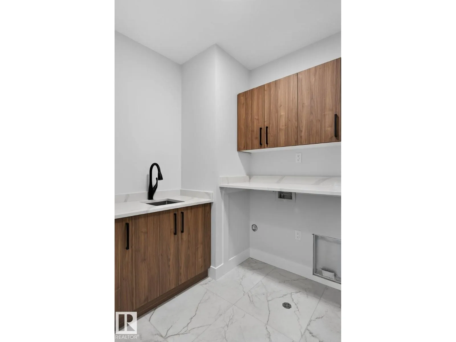15 Hillwood TC