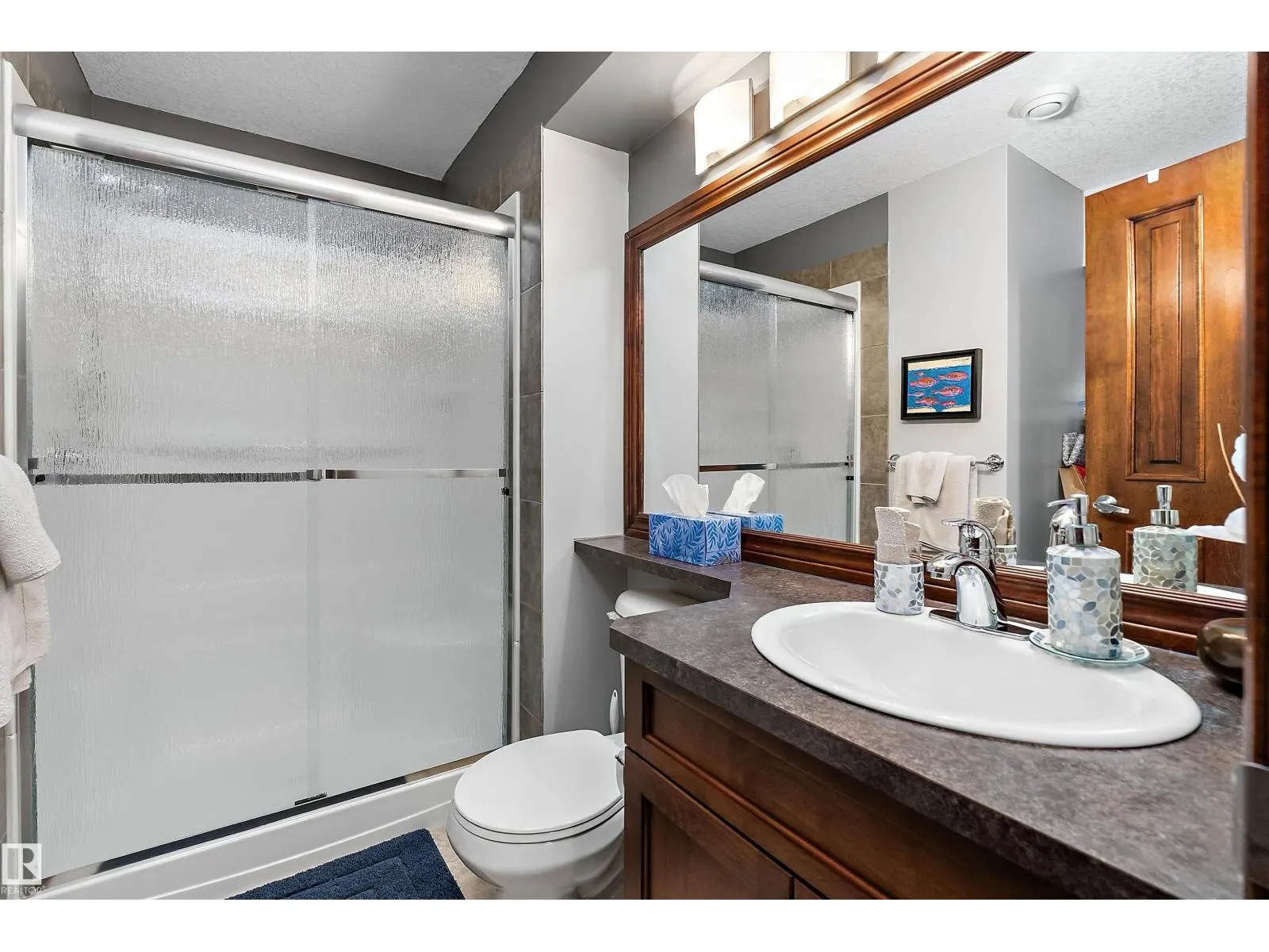 87 LAMPLIGHT DR
