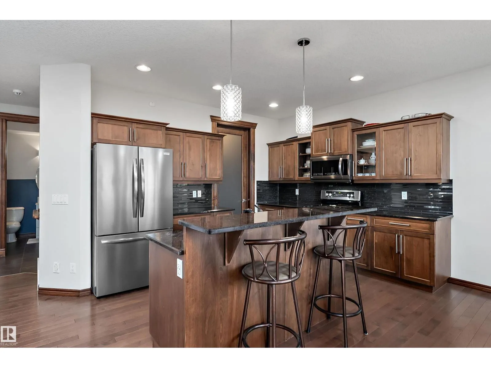 87 LAMPLIGHT DR