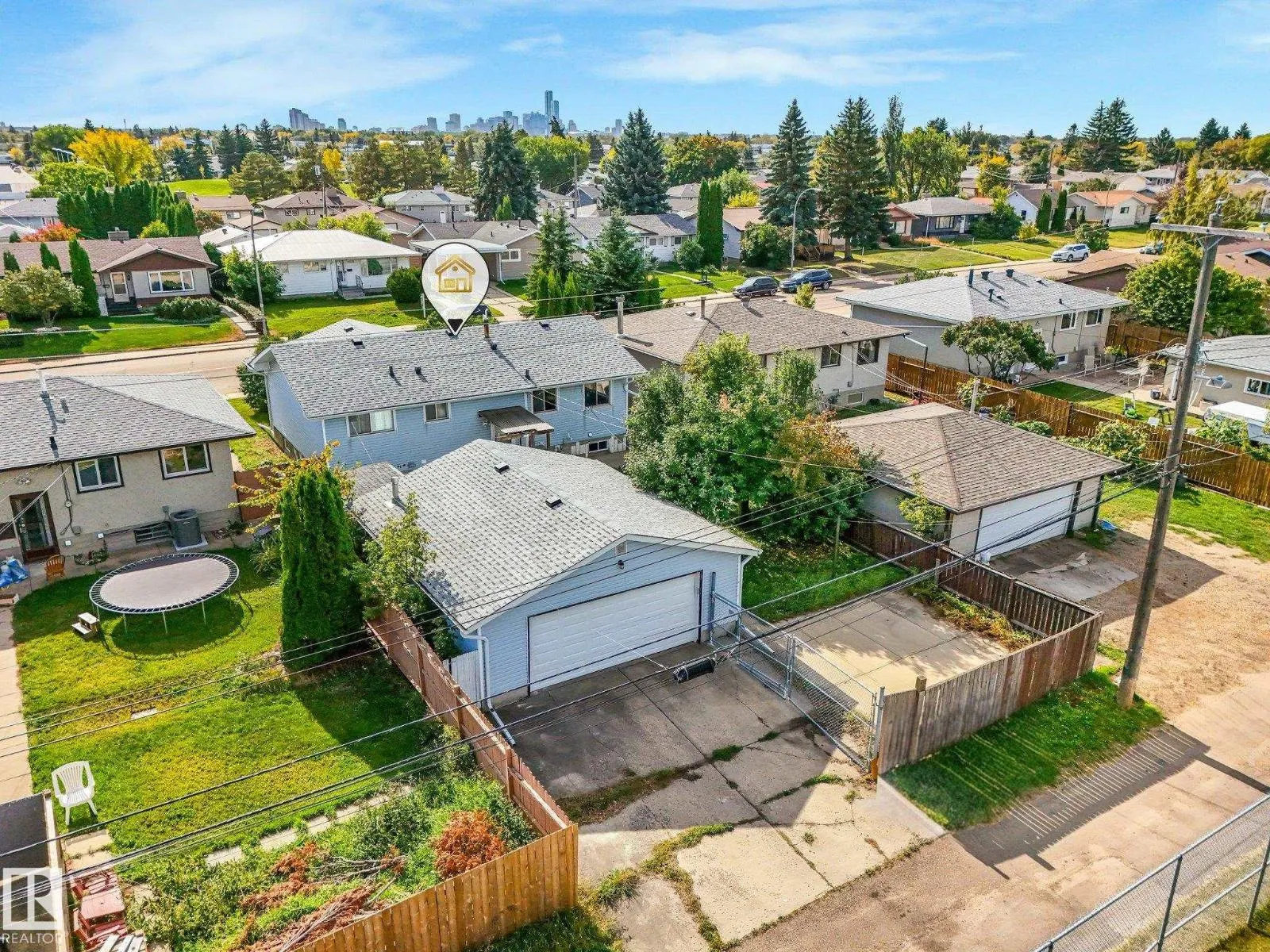 7520 130 AV NW