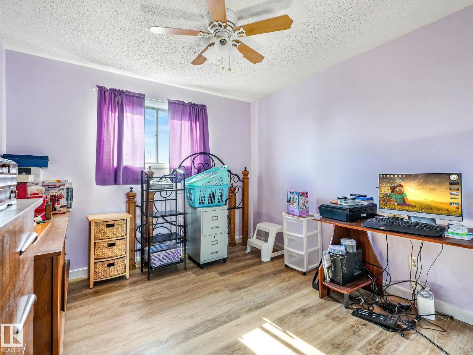 7520 130 AV NW