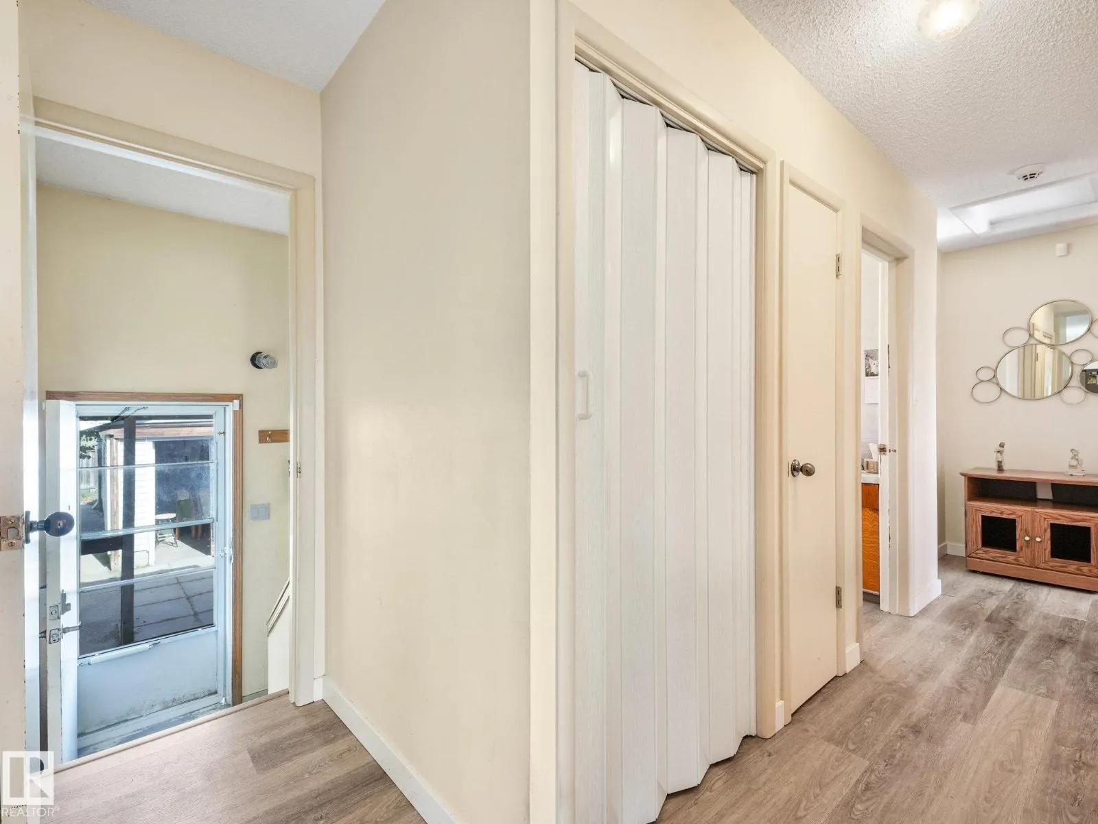 7520 130 AV NW