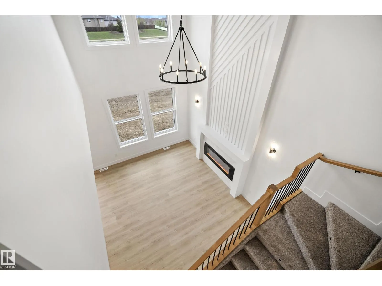 121 Caledon CR