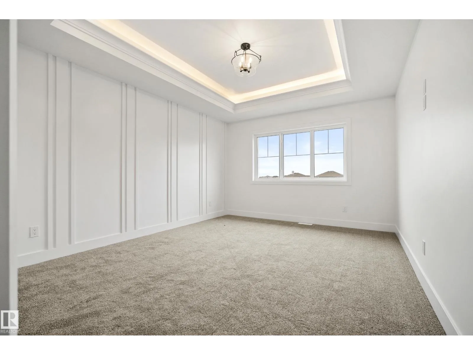 121 Caledon CR