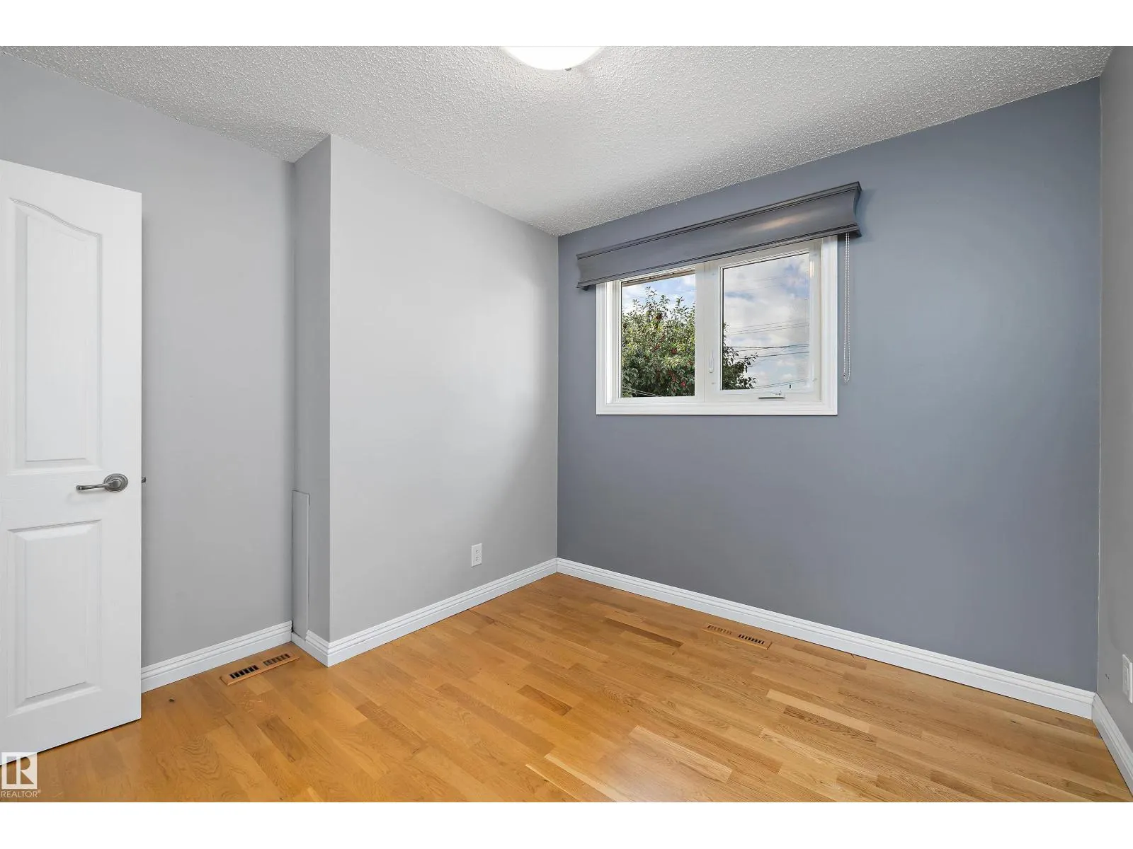13304 73 ST NW
