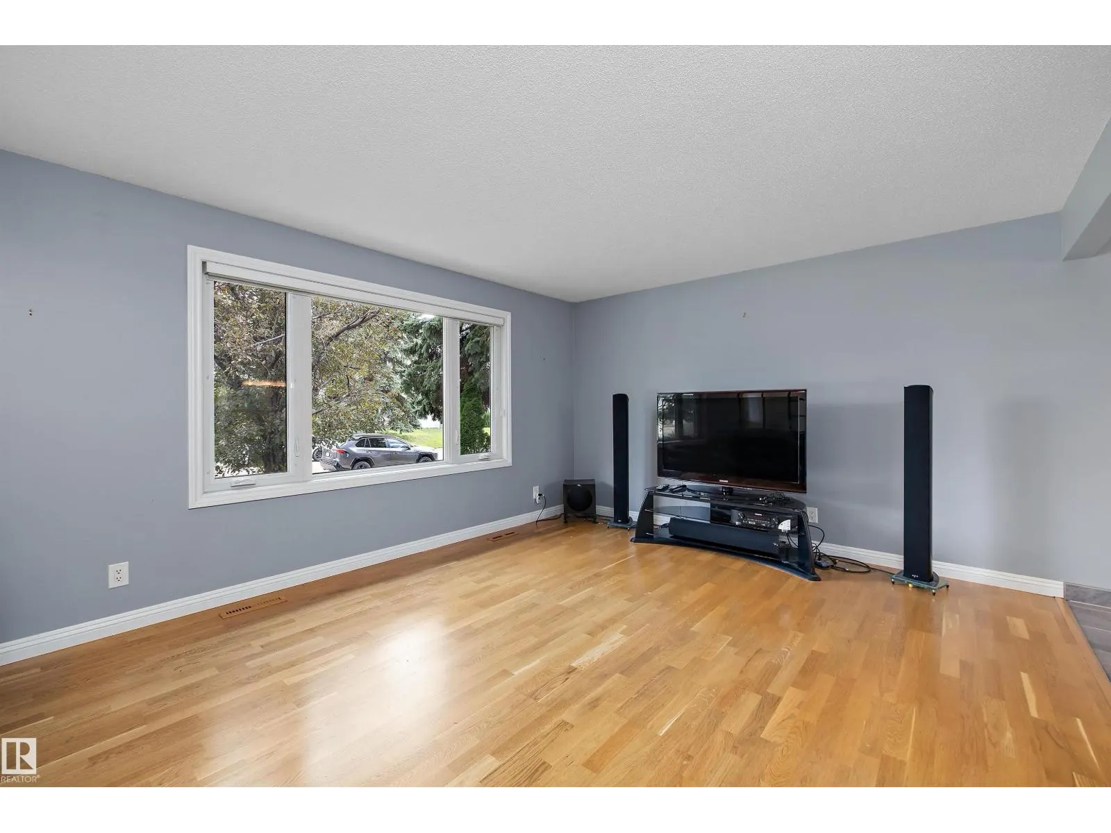 13304 73 ST NW