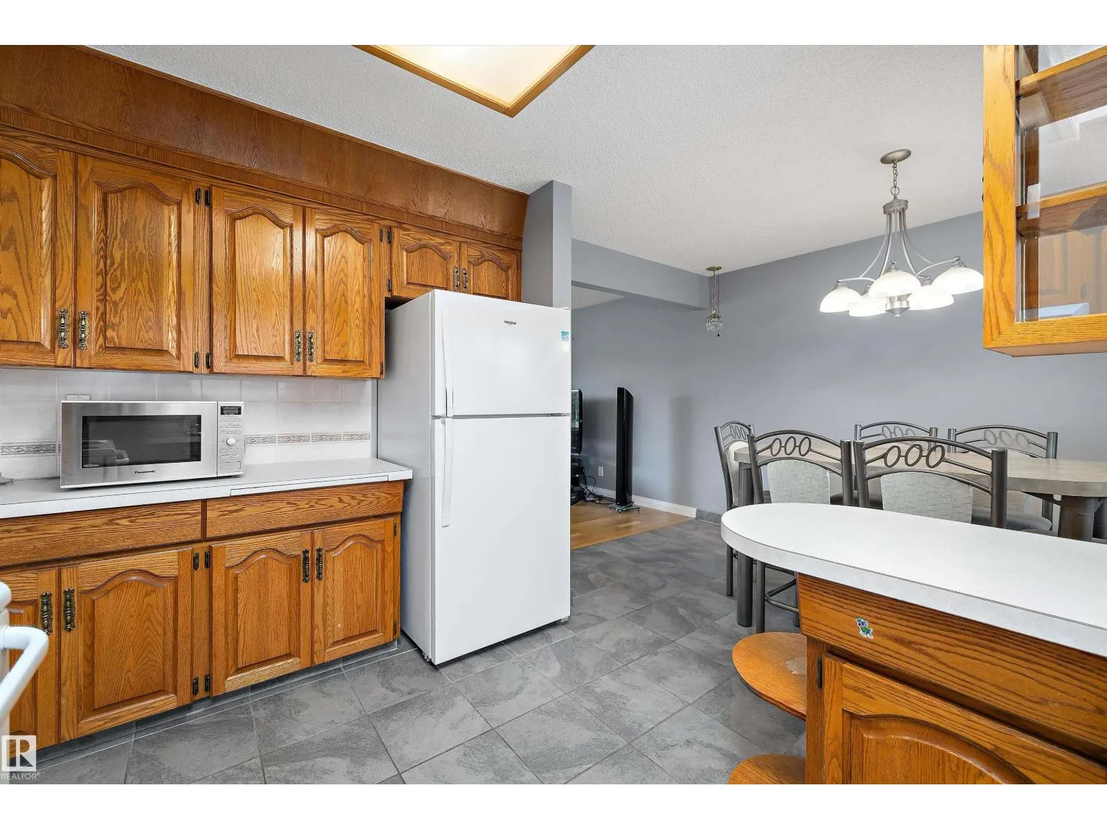 13304 73 ST NW