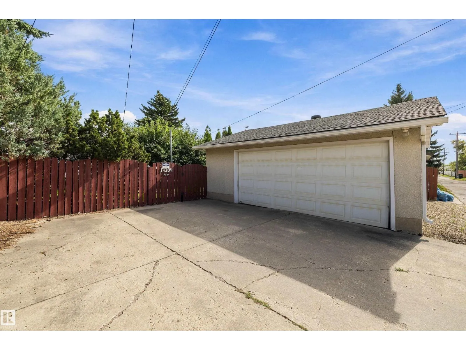 13304 73 ST NW
